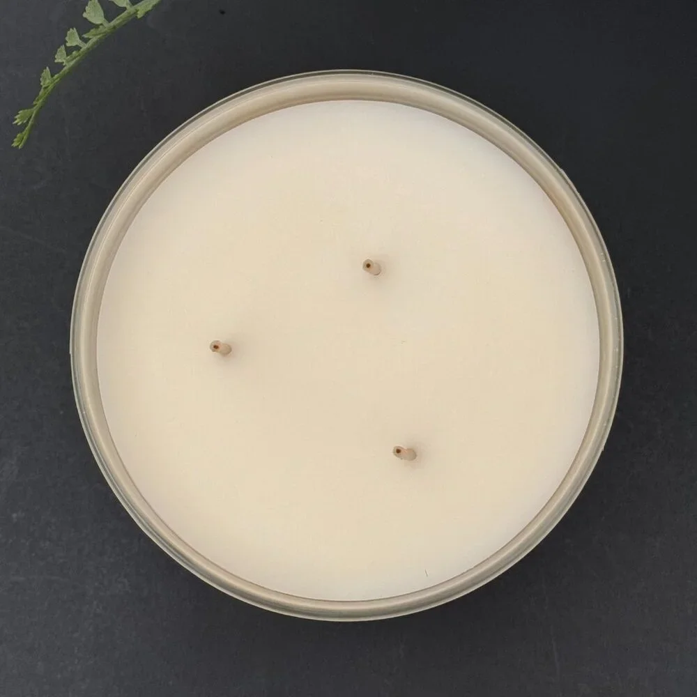 BBW Sweet Red Mango White Barn Bath & Body Works 3 Wick Candle - Picture 7 of 10